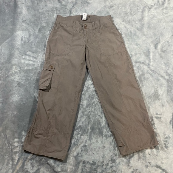 Patagonia Pants - Patagonia Women's Super Cali Capri pants size 4